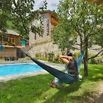 Shirar Resort And Spa
