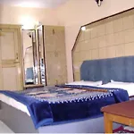Hotel Gilbert