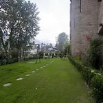Oyo Rooms Rangri Valley Manali
