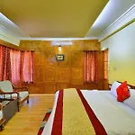 Villa Riverine