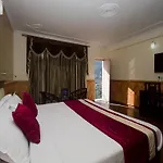 Oyo Premium Star Prini