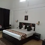 V Resorts Apple Croft Cottage