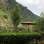 Hotel Paradise Chateau