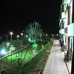 Hotel Paradise Chateau