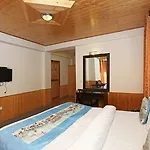 Oyo 7008 Astha Cottage
