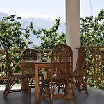 Double Dutch Guest House