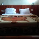 Hotel The Royal Residence
