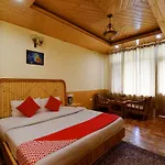 Oyo 15187 Himalayan Paradise