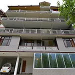 Oyo 14393 Hotel Akash Hills