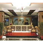 The River Crescent Resort