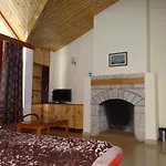 Hotel Mountain Trail Manali