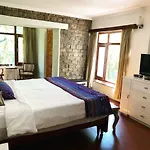 John Banon\'S Hotel