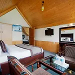 Rio Astha Cottage - A Premium Hotel