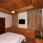 Oyo 13611 Home Bliss And Blossom Cottages