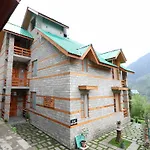 Oyo 13875 Home Luxury 3Bhk Hill View
