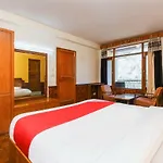 Hotel Rajhans Manali