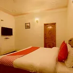 Oyo 7138 Acharya Cottage