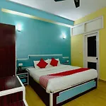 Oyo 19766 Hotel Manali Palace