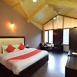 Oyo 10186 Hotel Asia Holidays