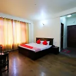 Oyo 11645 Hotel Japika Inn
