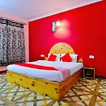 Tara Paying Guest House