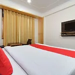 Oyo 15699 Hotel Conifer