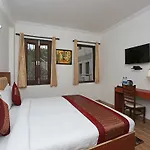Oyo 9636 Hotel Yugrishi Anandam
