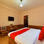 Oyo 13947 Tourist Nest