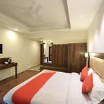 Oyo 11643 Hotel Sunrise Villa