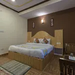 Oyo Home 19573 Lush View Stay