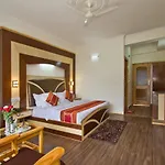 Hotel Manali Green