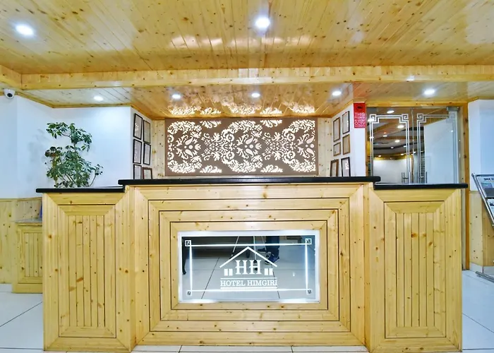 Hotel Himgiri