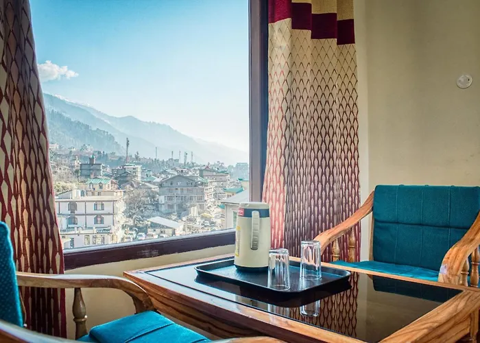 New Radhika Guest House