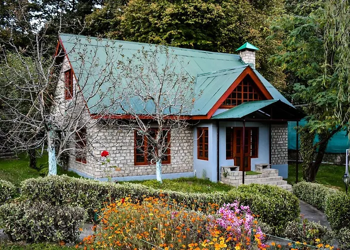 Leela Huts