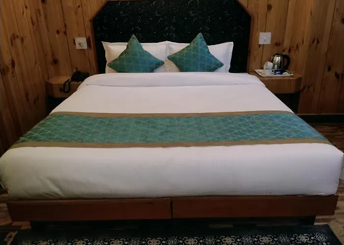 Hotel Yak