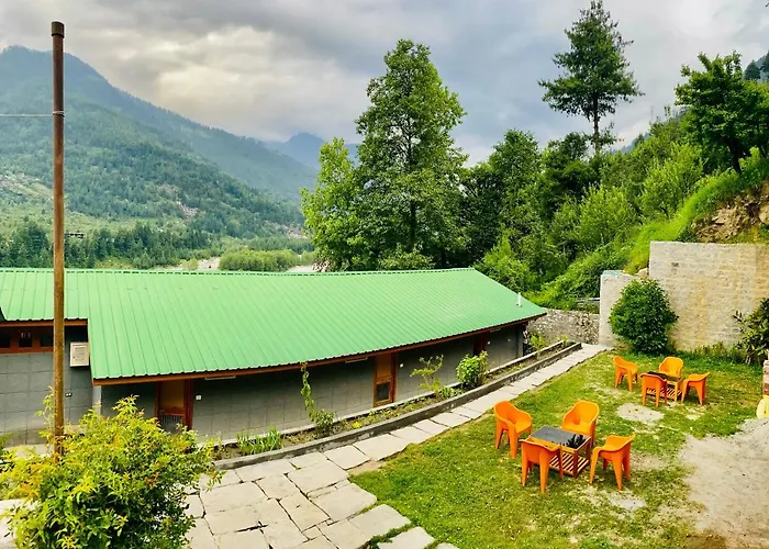Hotel Hollywood - Top Rated & Most Awarded Property In Manali