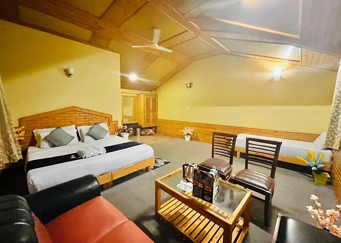 Holly Woods Hotel & Resort, Manali