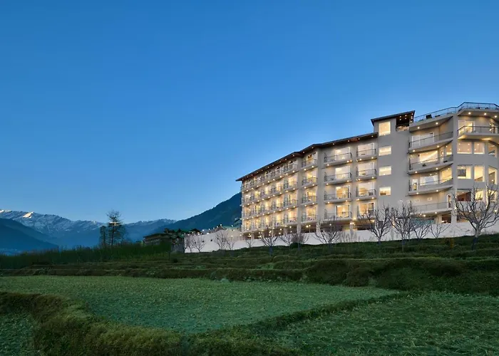 Justa Grand View Resort & Spa, Manali