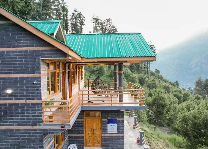 Saffronstays Kesar Villa, Manali - Beautiful Villa Amidst An Apple Orchard - All Clear Roads