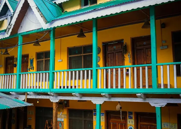 Yaarana Stay & Cafe, Vashisht, Manali