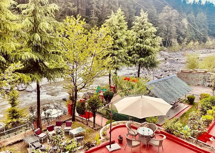 River View Resort - Affordable Luxury Stay Near Manali Mall Road