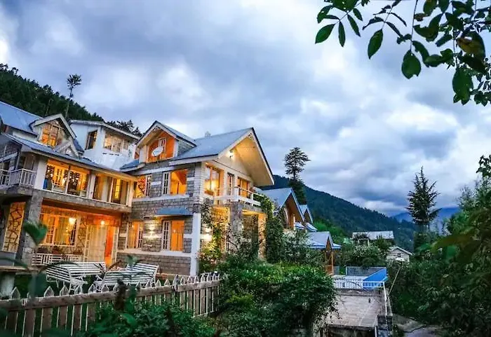 Tropical Wood Villa