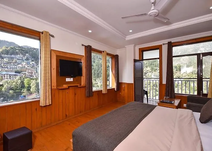 Hotel Hadimba Residency