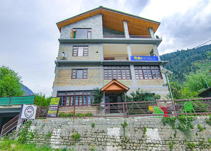 Fabhotel Arigato Cottage