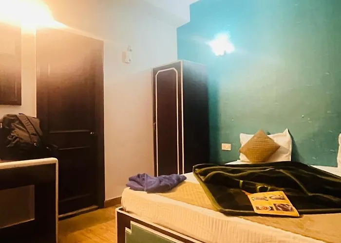 Vinay Guest House