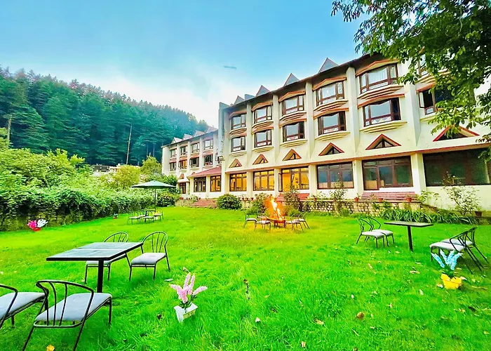 Ramayan Resort Manali Near Mall Road With Big Parking