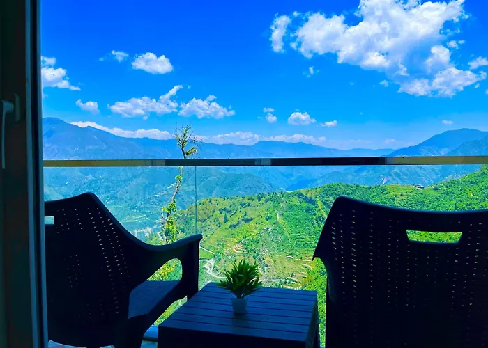 The Rama Lodge, Manali - 1,2,3,4 Bedrooms Independent Luxury Cottages Available With Mountain View