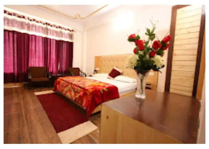 Hotel Saras Manali