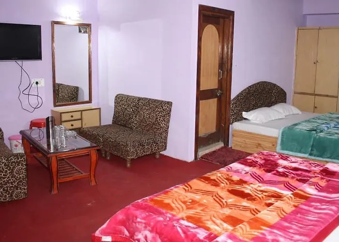 Hotel Highway Inn