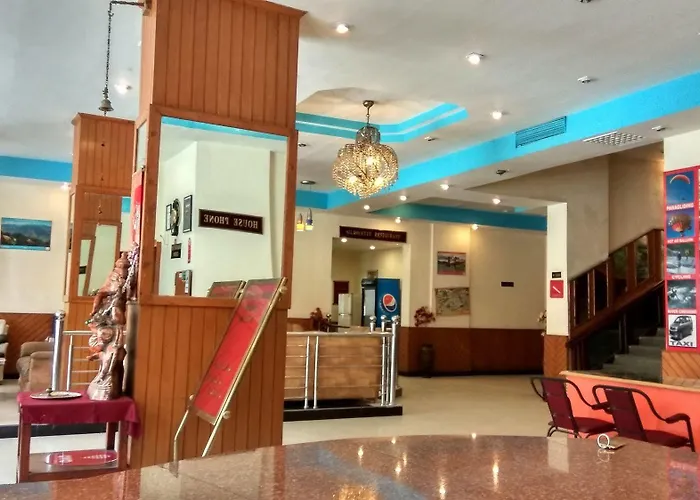 Le Grand Manali - The River Facing Hotel